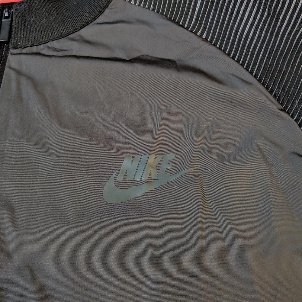 Nike Sportswear Jacket size XXL - Picture 5 of 5